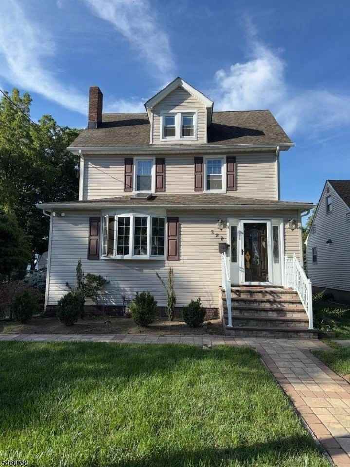 322 Hunter Ave