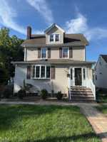 featured image of 322 Hunter Ave