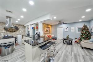 featured image of 376 Elmora Ave #2