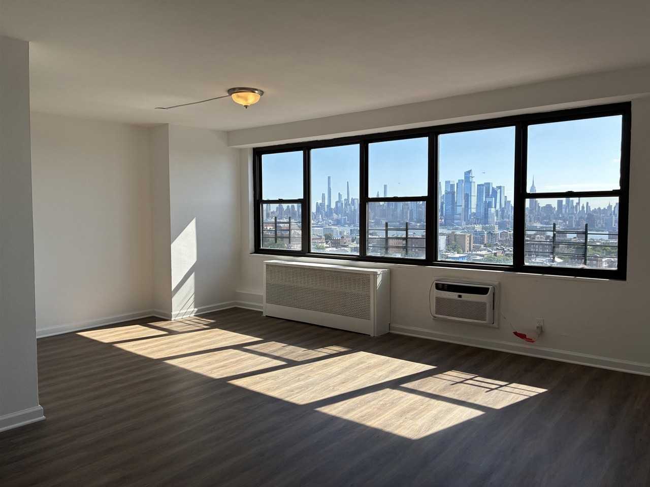 500 Central Ave #1710 - Photo 2 of 26