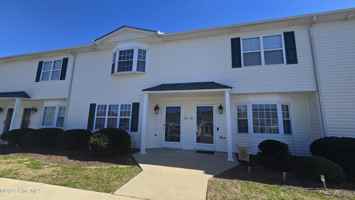 featured image of 1205 Cross Creek Cir #B4