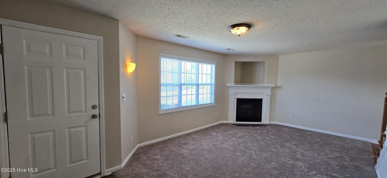 1205 Cross Creek Cir #B4 - Photo 2 of 30