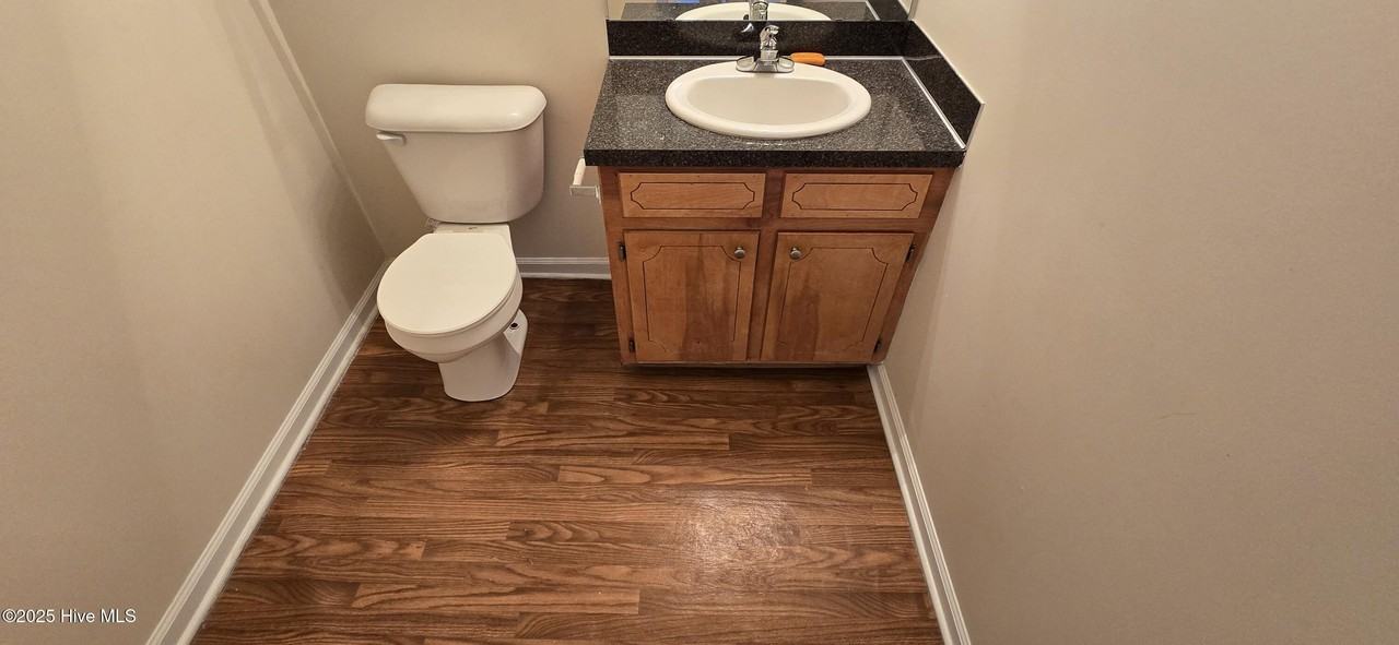 1205 Cross Creek Cir #B4 - Photo 7 of 30