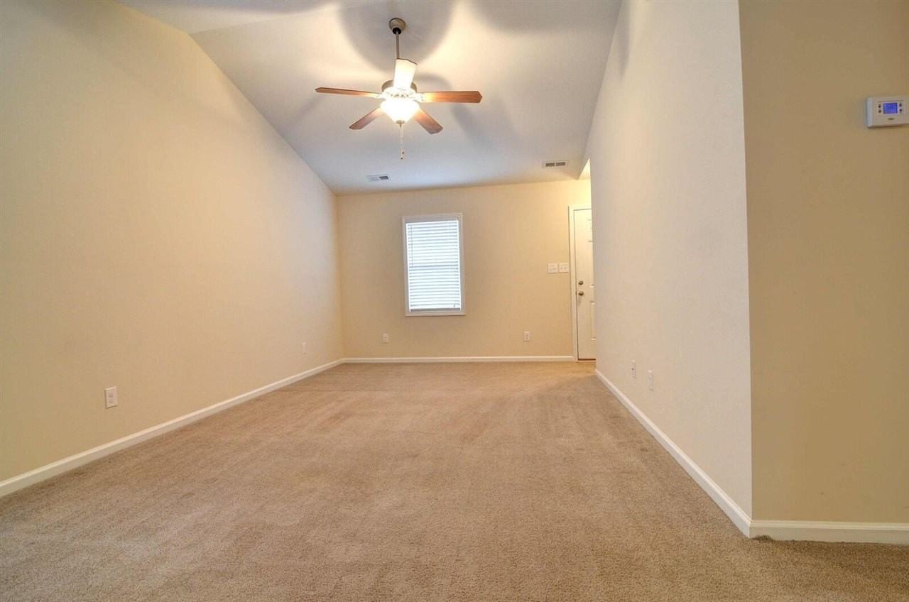 1404 Old Folkstone Rd #4 - Photo 3 of 28