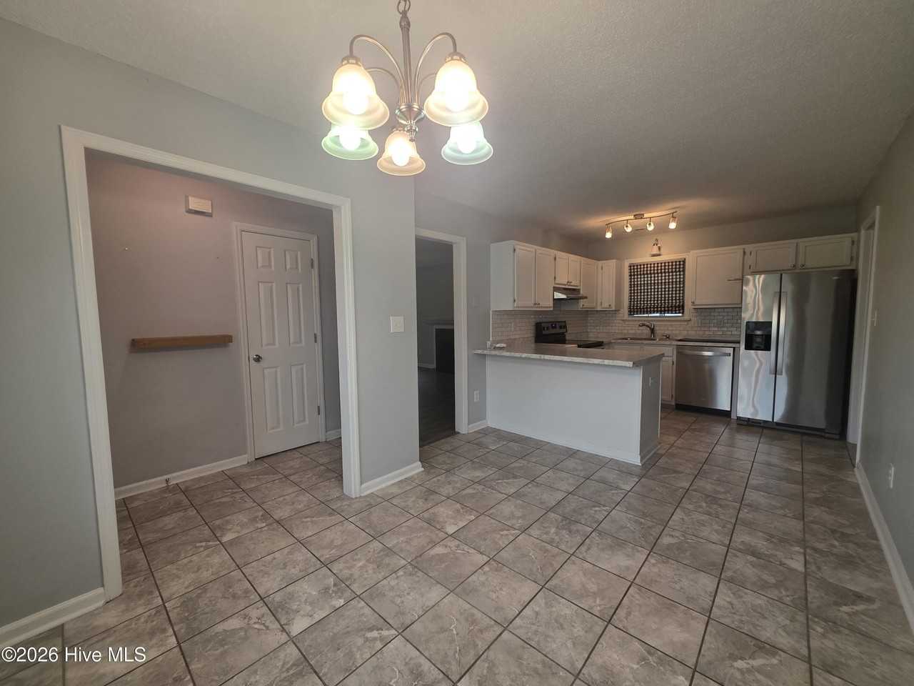212 Quarterhorse Ln - Photo 5 of 22