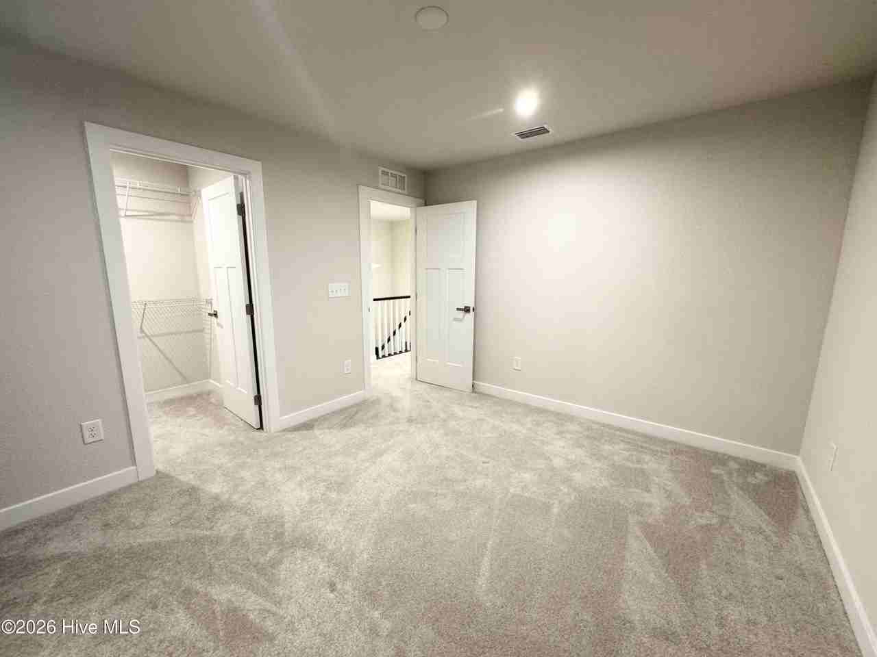 222 Pleasant Dr - Photo 6 of 16