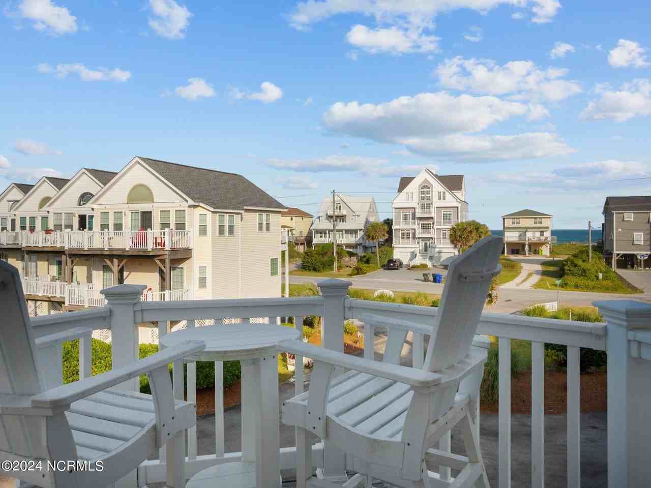 108 Calinda Cay Ct - Photo 6 of 46
