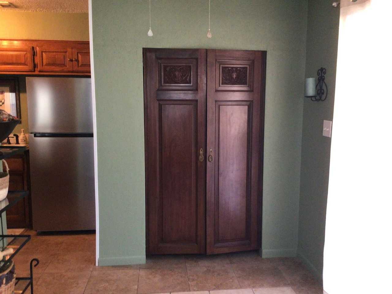 2410 Lakeview Ln - Photo 7 of 16