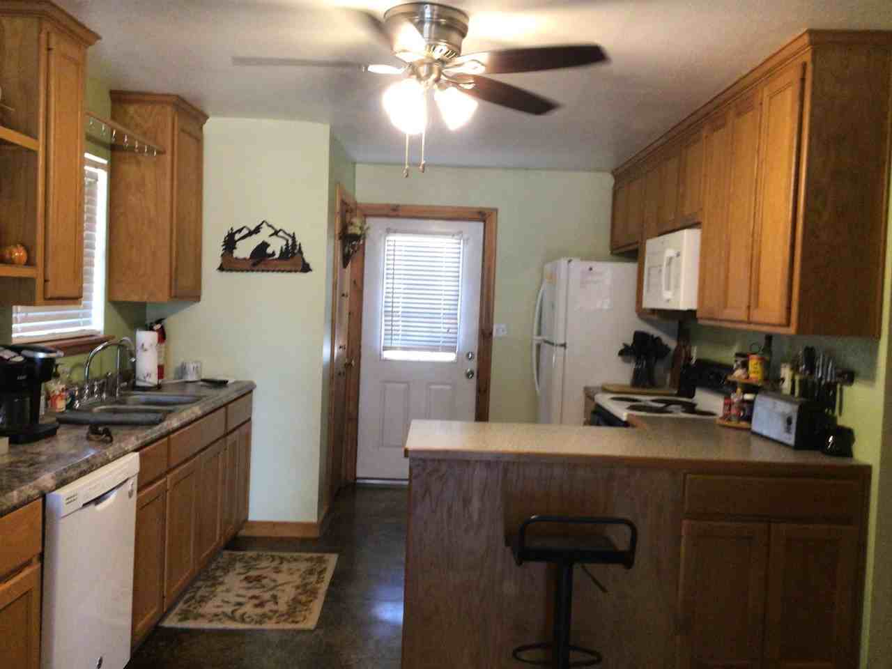 Belaire Cir - Photo 5 of 16