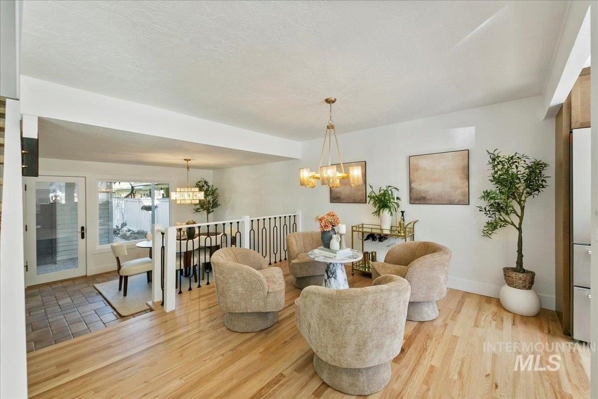 459 S Walnut St - Photo 5 of 50