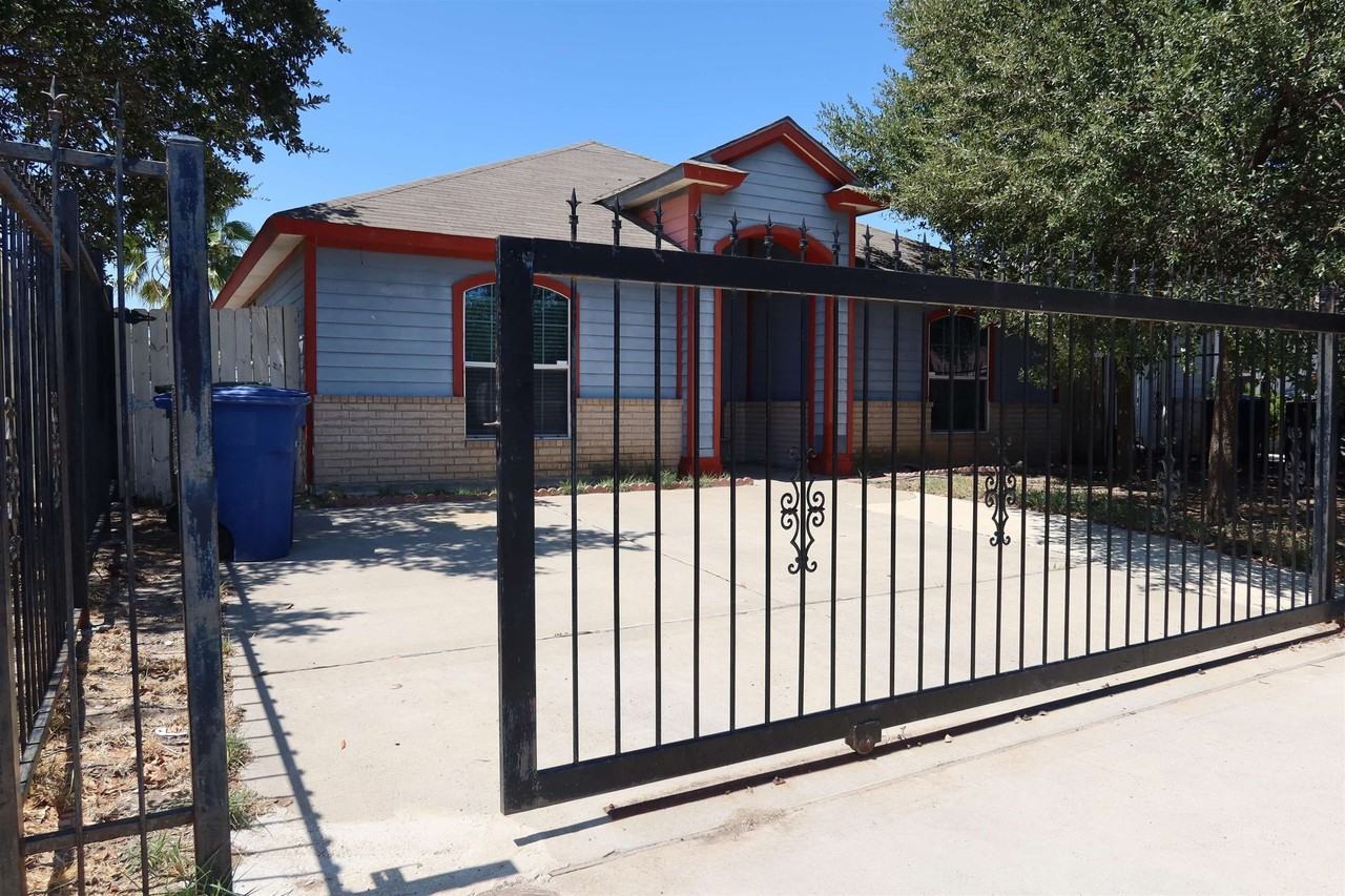 6408 Candela - Photo 2 of 10