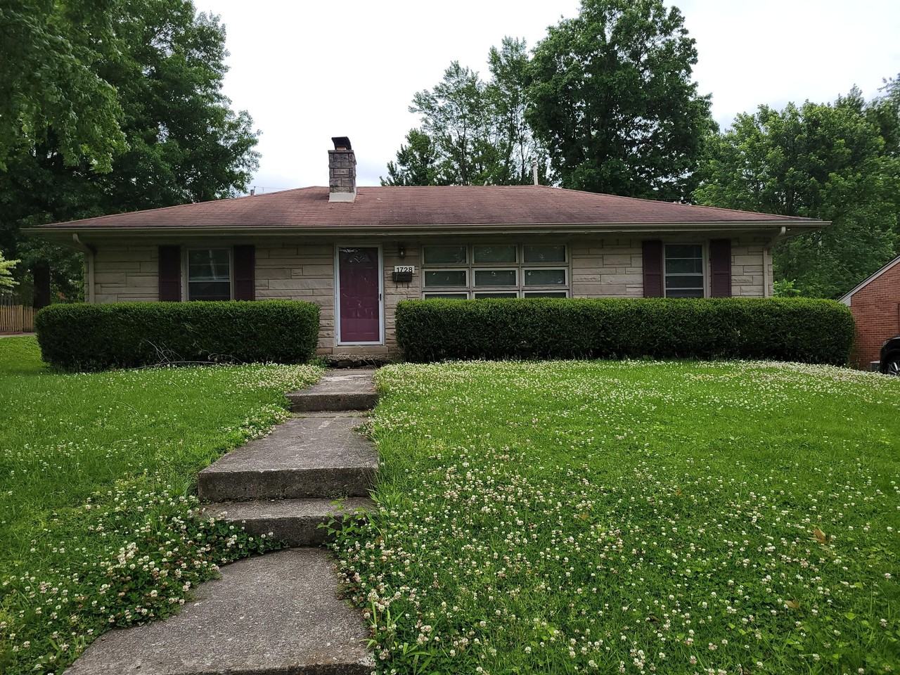 1728 Shenandoah Dr - Photo 2 of 21