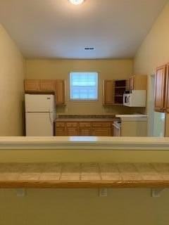 2068 Polk Ln - Photo 6 of 18