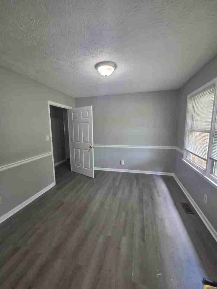 3334 Nevius Dr - Photo 4 of 13
