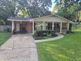 featured image of 111 Easthaven Rd #A