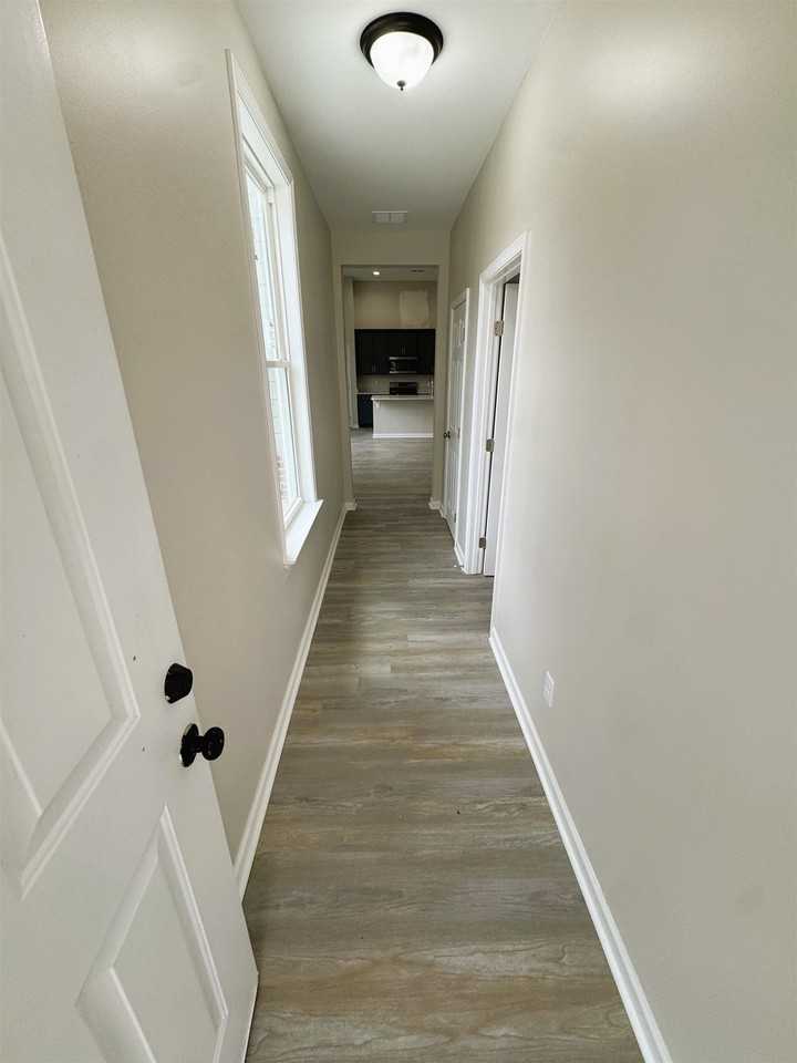 547 Berclair Rd #101 - Photo 3 of 19