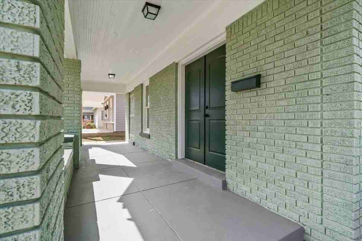 823 N Watkins St - Photo 5 of 22