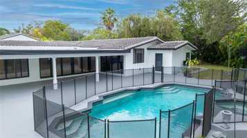 featured image of 13401 Sw 83rd Ave