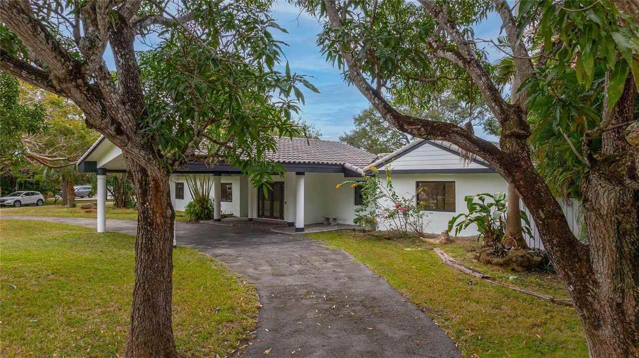 13401 Sw 83rd Ave - Photo 4 of 8
