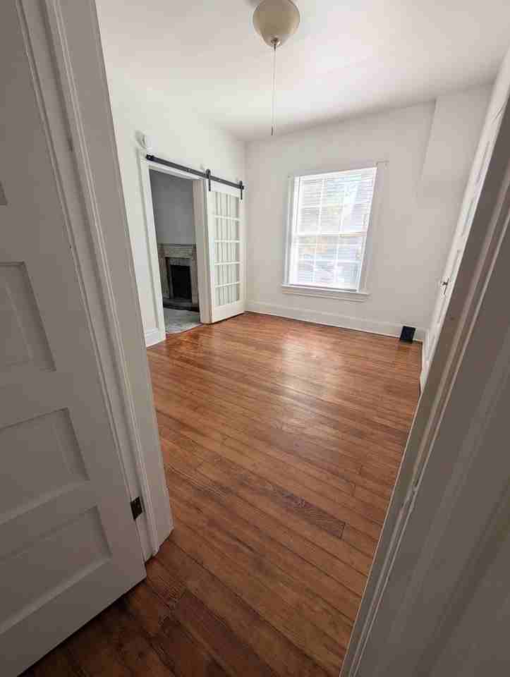 1038 E 4th Ave #1 - Photo 7 of 28