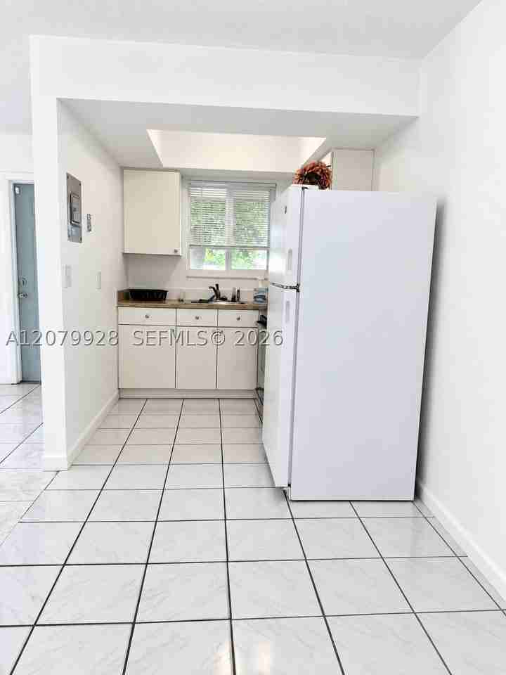 2700 Sw 62nd Ave #1