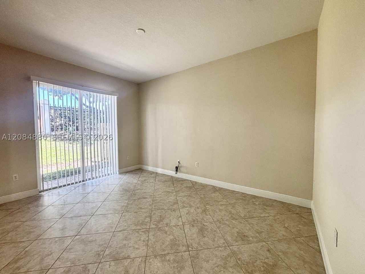 6965 Julia Gardens Dr - Photo 5 of 24
