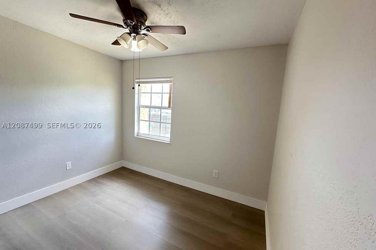 3611 Nw 194th Ter - Photo 4 of 12