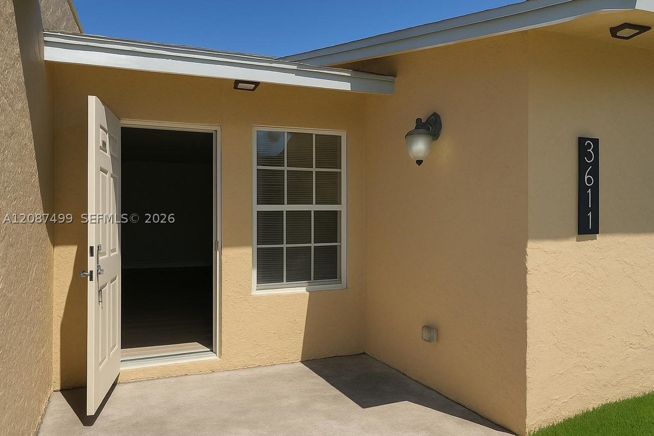 3611 Nw 194th Ter - Photo 5 of 12