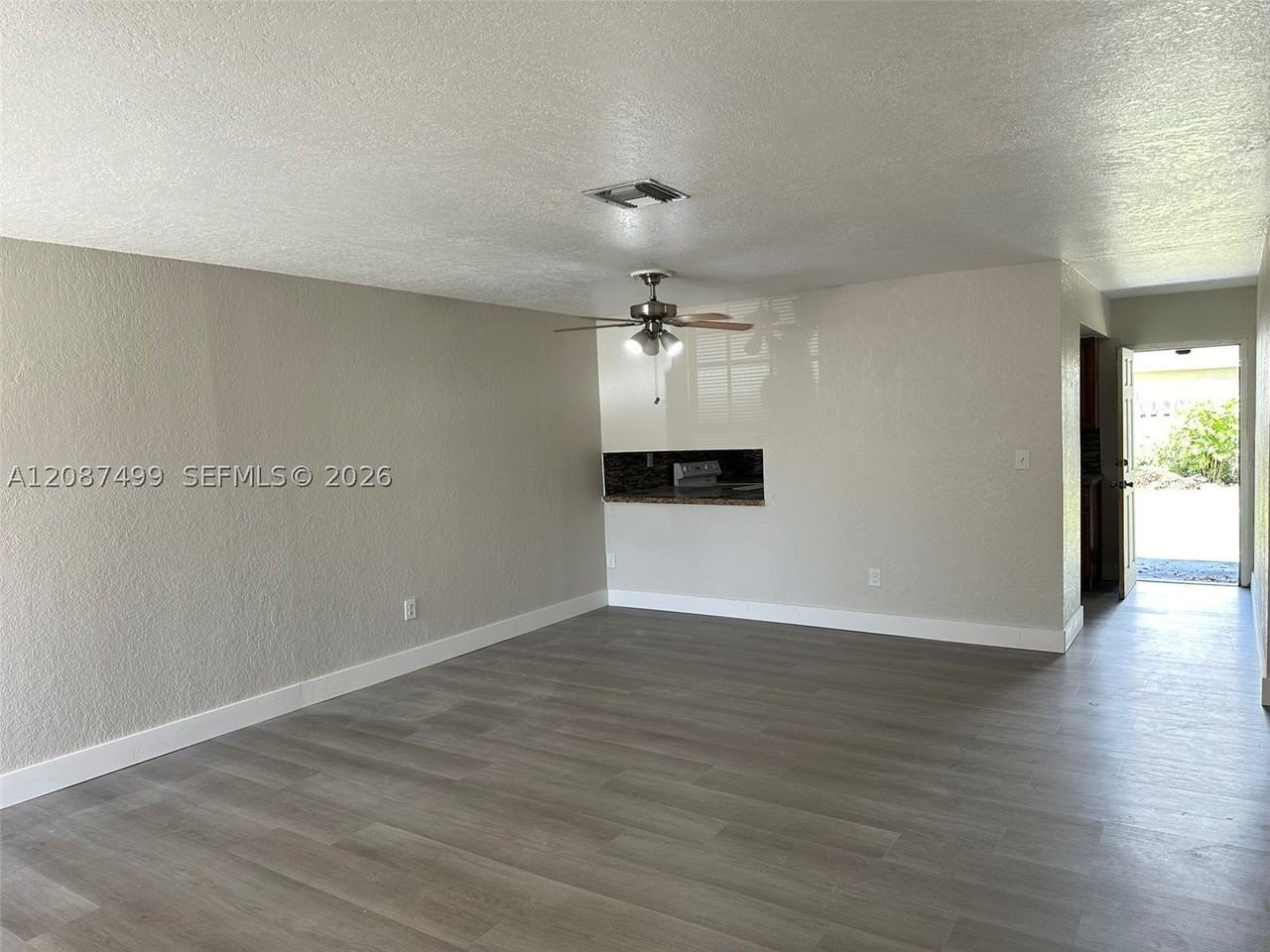 3611 Nw 194th Ter - Photo 6 of 12