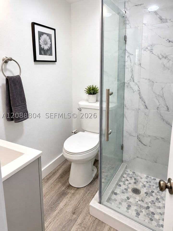 10790 Sw 46th St - Photo 2 of 7
