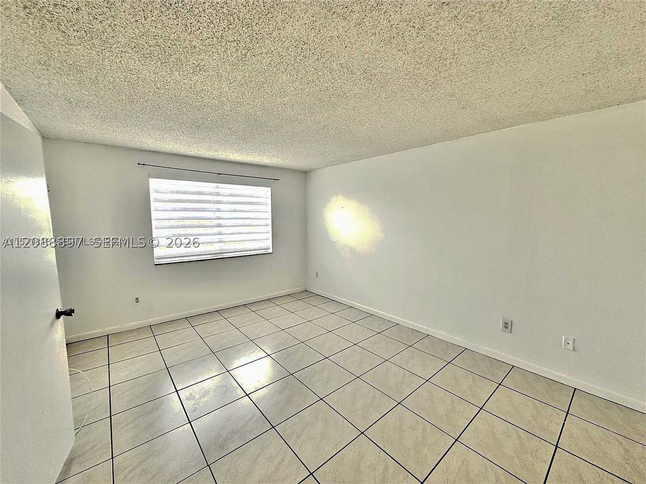 4620 Nw 79th Ave #2B - Photo 6 of 12