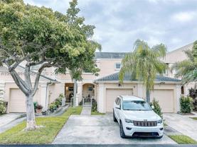 11807 Sw 99th Ln - Photo 1 of 1