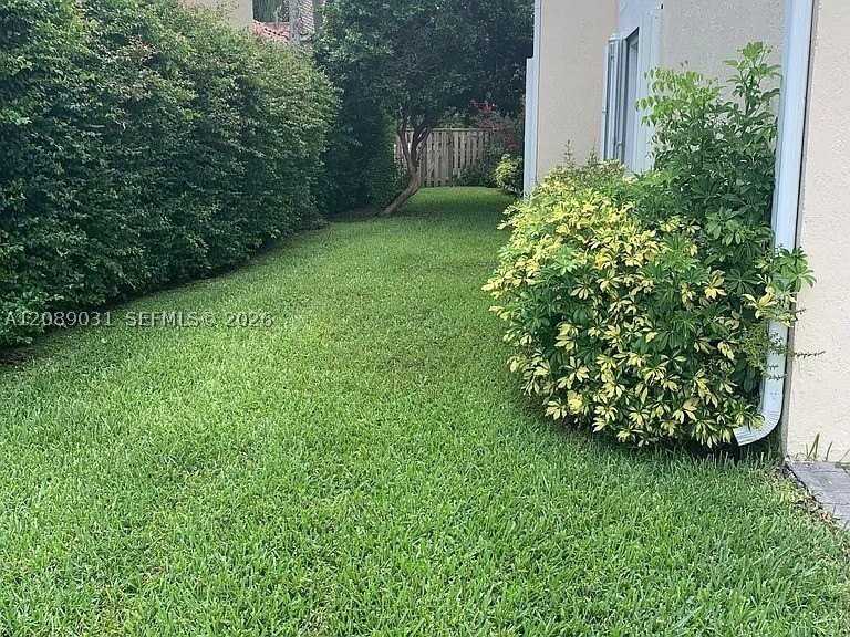 10000 Nw 4th St - Photo 5 of 6
