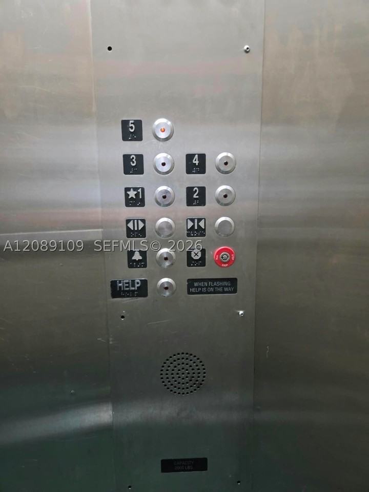 870 Nw 87th Ave #507 - Photo 3 of 23
