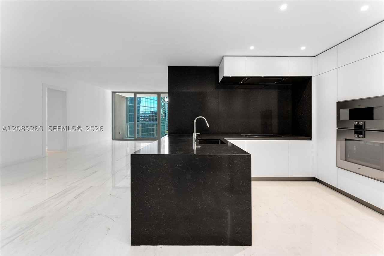 300 Biscayne Boulevard Way #2009W - Photo 6 of 50