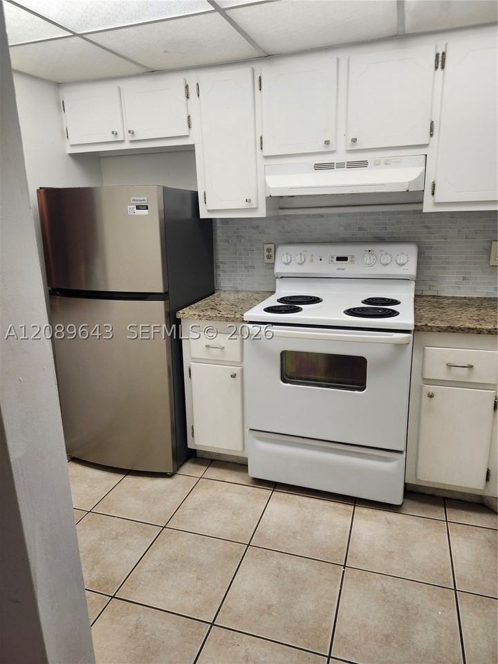 1638 Embassy Dr #209 - Photo 2 of 8