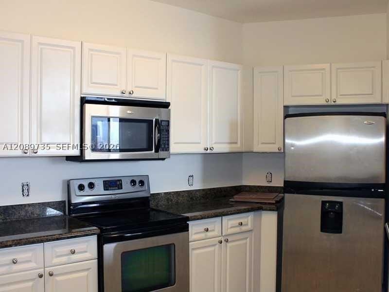 1 Glen Royal Pkwy #1401 - Photo 4 of 13