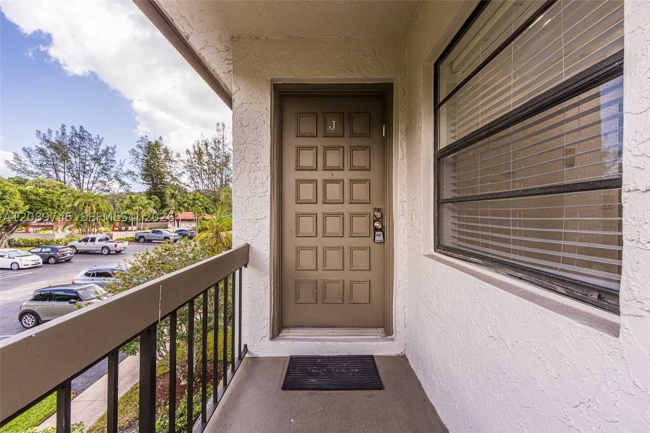 21529 Cypress Hammock Dr #35J - Photo 5 of 35