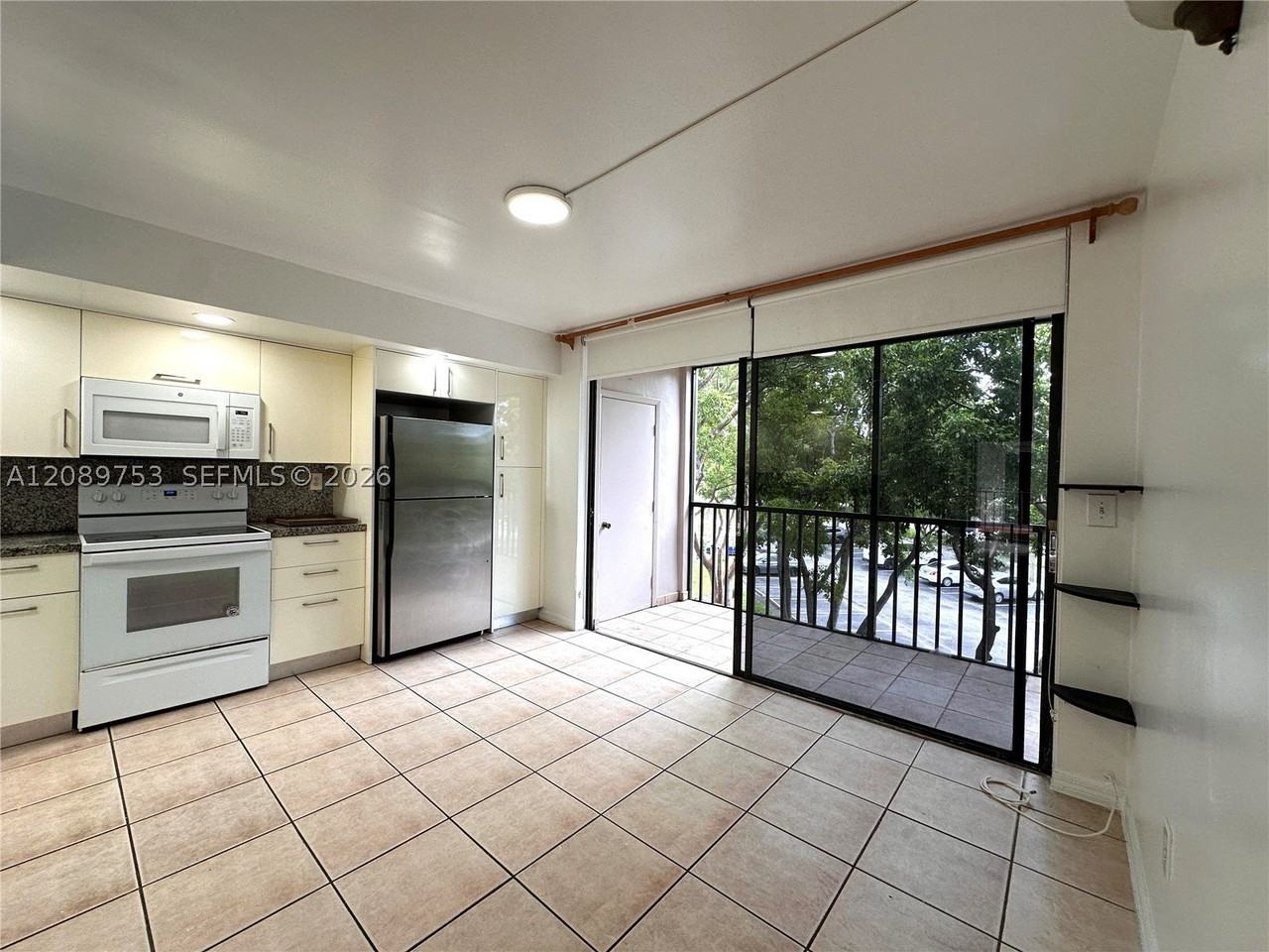 8700 Sw 133rd Avenue Rd #312 - Photo 6 of 20