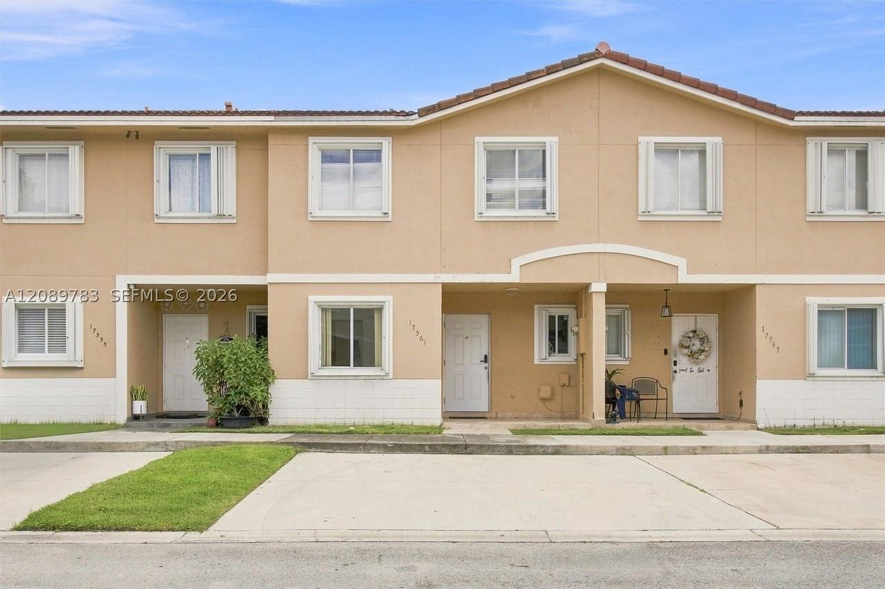 17561 Sw 140th Ct #17561 - Photo 6 of 41