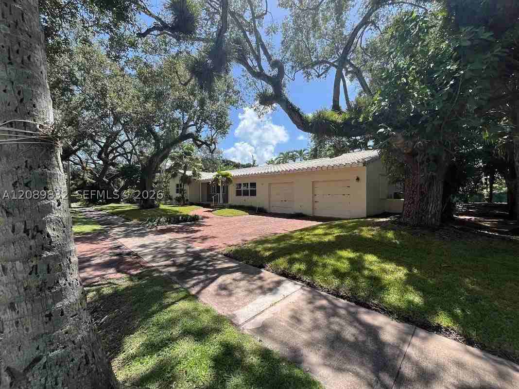 508 Castania Ave - Photo 2 of 11