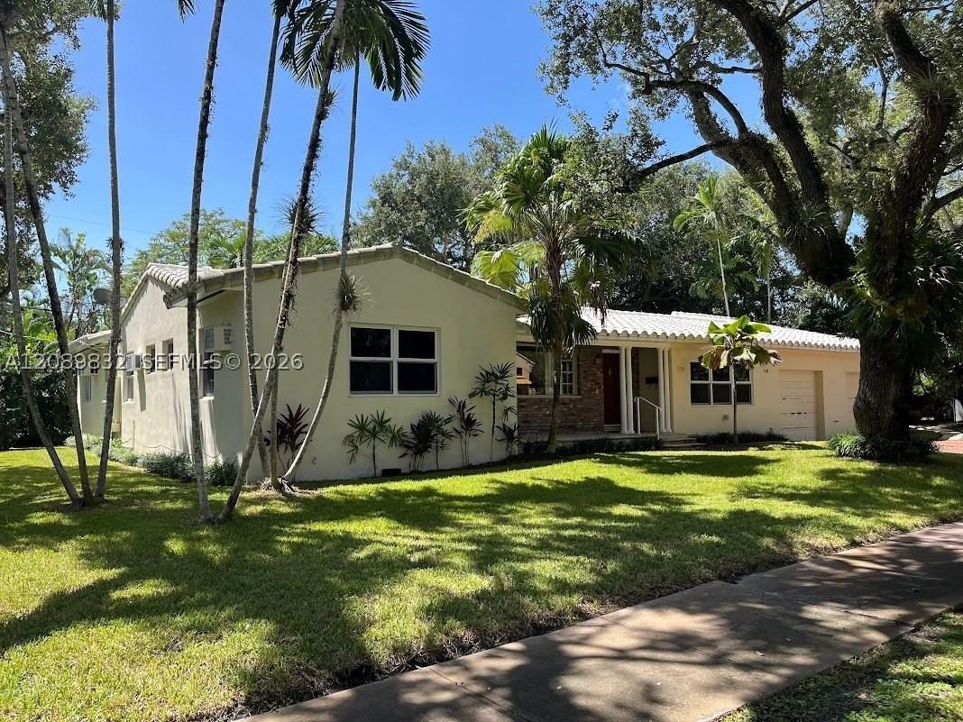 508 Castania Ave - Photo 4 of 11