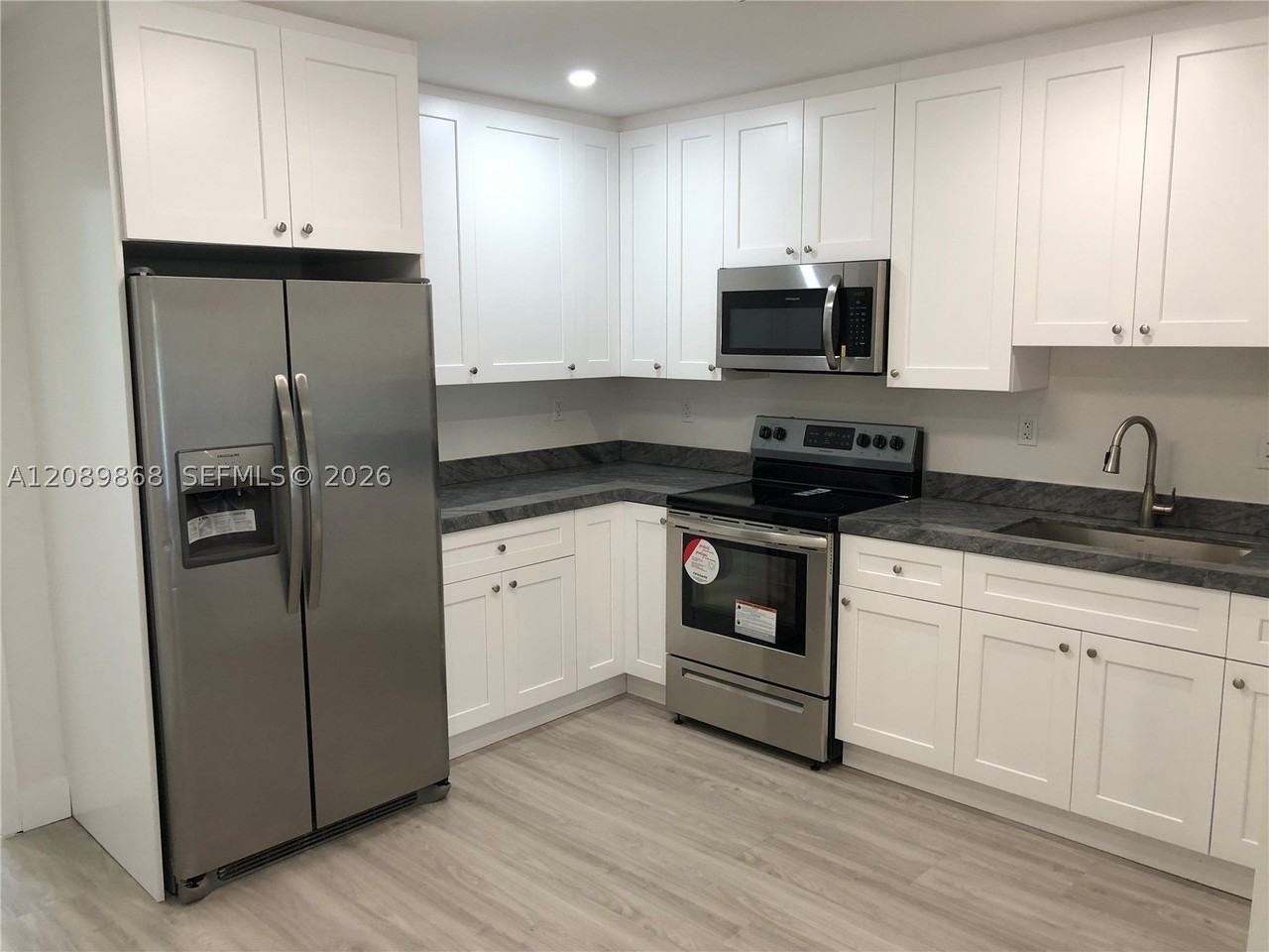 11053 Sw 79th Ave #11053 - Photo 2 of 10