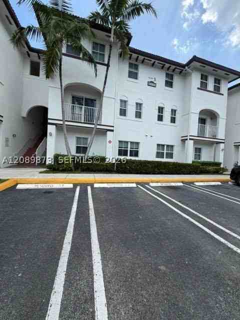 8900 Nw 97th Ave #210 - Photo 4 of 13