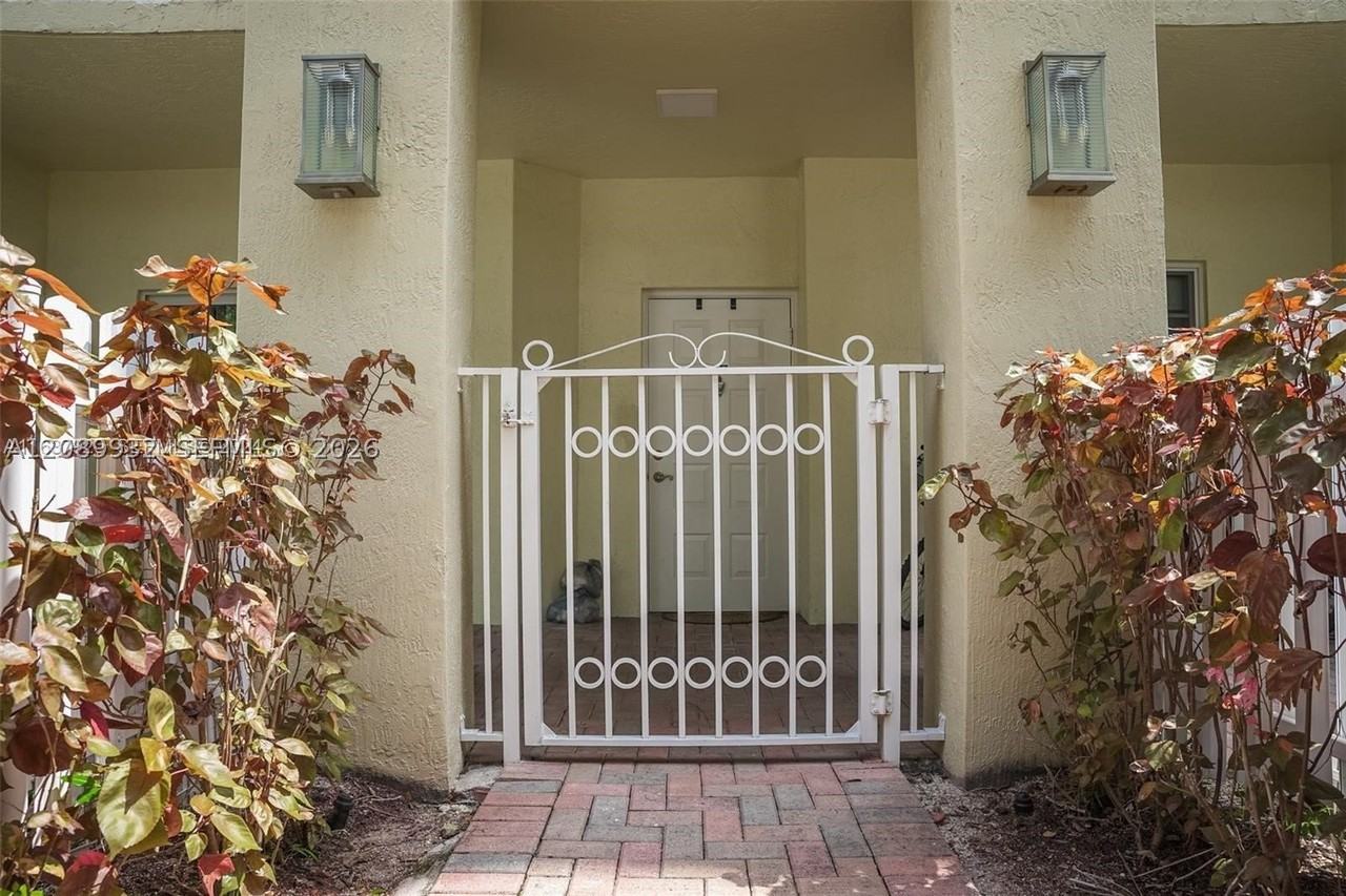 10710 Nw 66th St #105 - Photo 4 of 18
