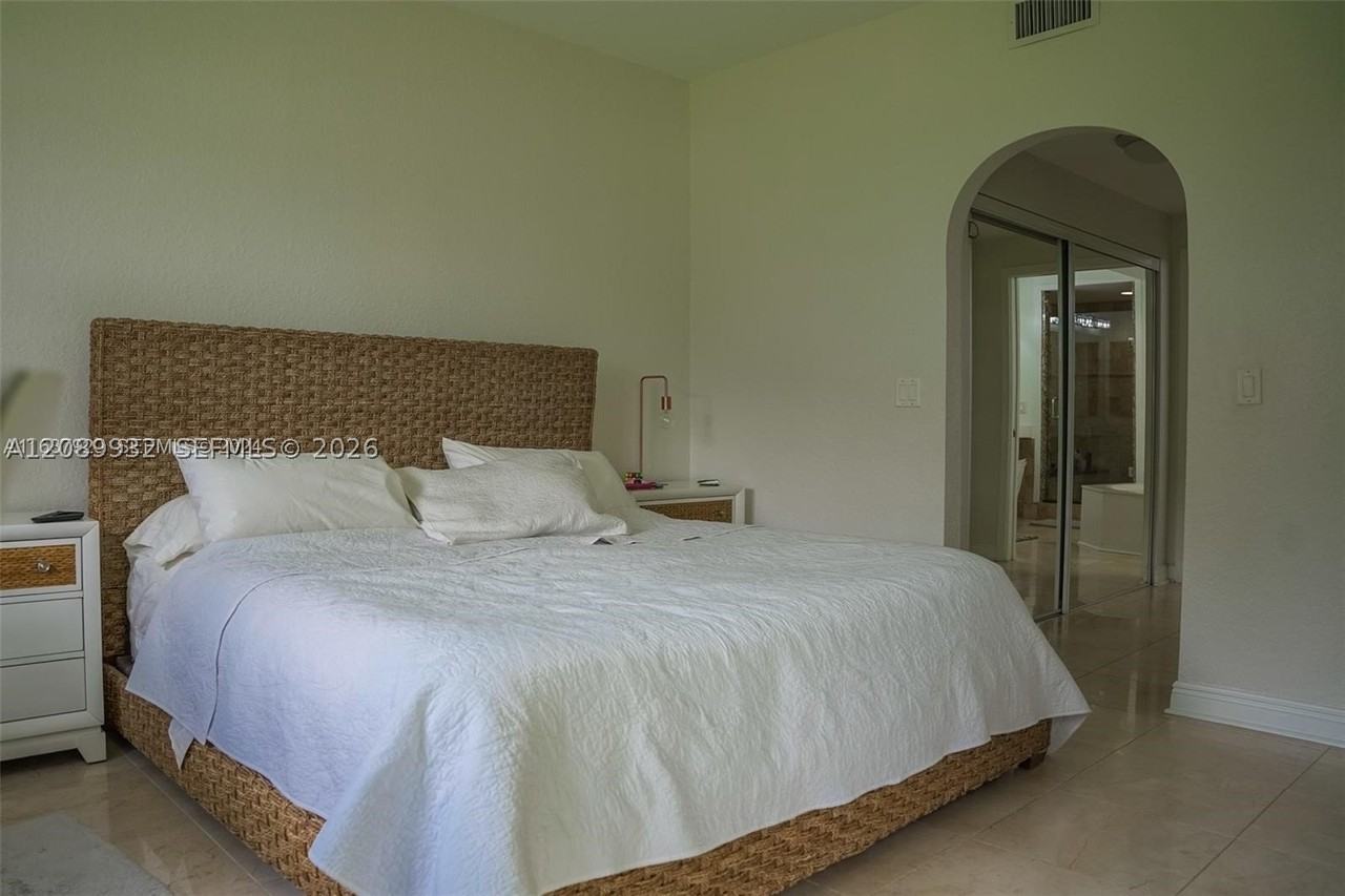 10710 Nw 66th St #105 - Photo 7 of 18