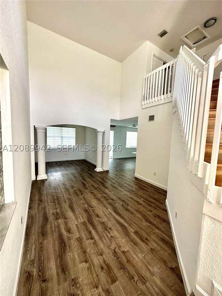 3835 Sw 169th Ter #3835 - Photo 6 of 15