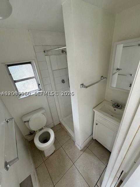 5800 Hope St - Photo 5 of 5