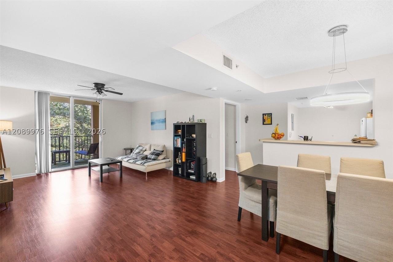 520 Se 5th Ave #2305