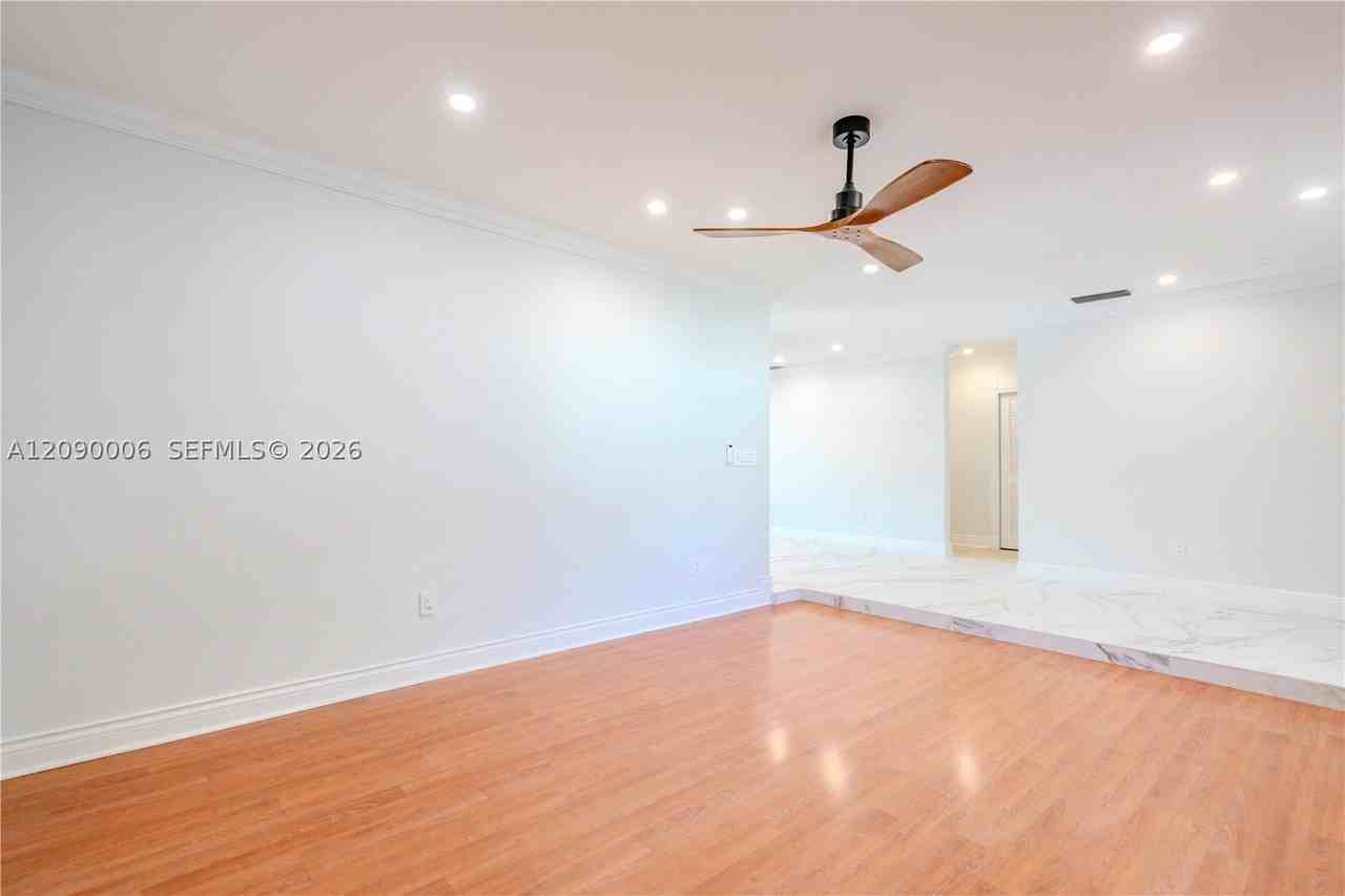 10241 Sw 99th Ave #0 - Photo 7 of 48